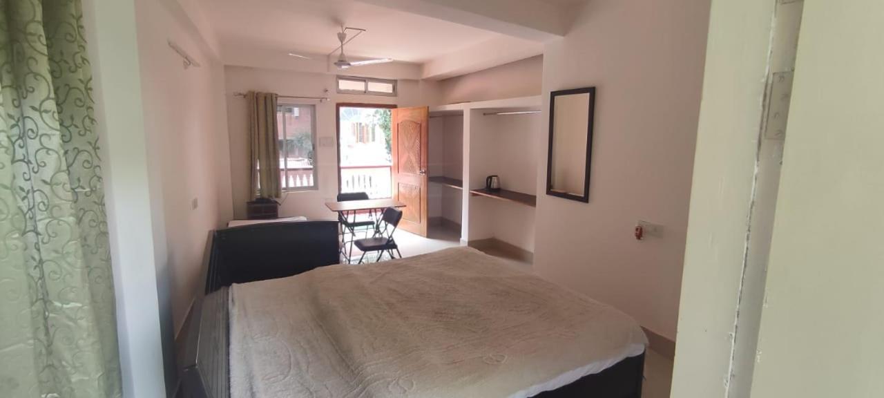 Hilltop Lodge غاواهاتي المظهر الخارجي الصورة