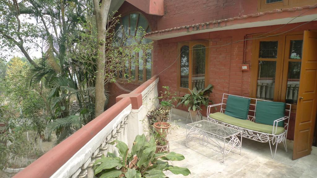 Hilltop Lodge غاواهاتي المظهر الخارجي الصورة