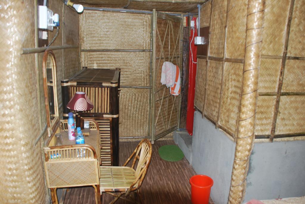 Hilltop Lodge غاواهاتي المظهر الخارجي الصورة