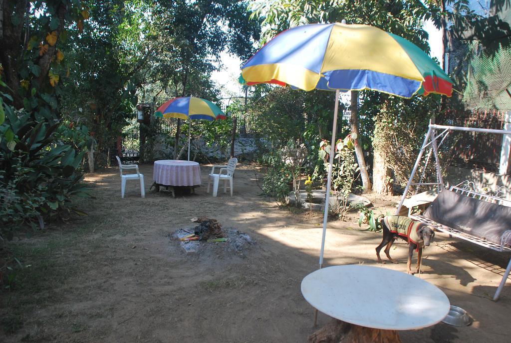 Hilltop Lodge غاواهاتي المظهر الخارجي الصورة