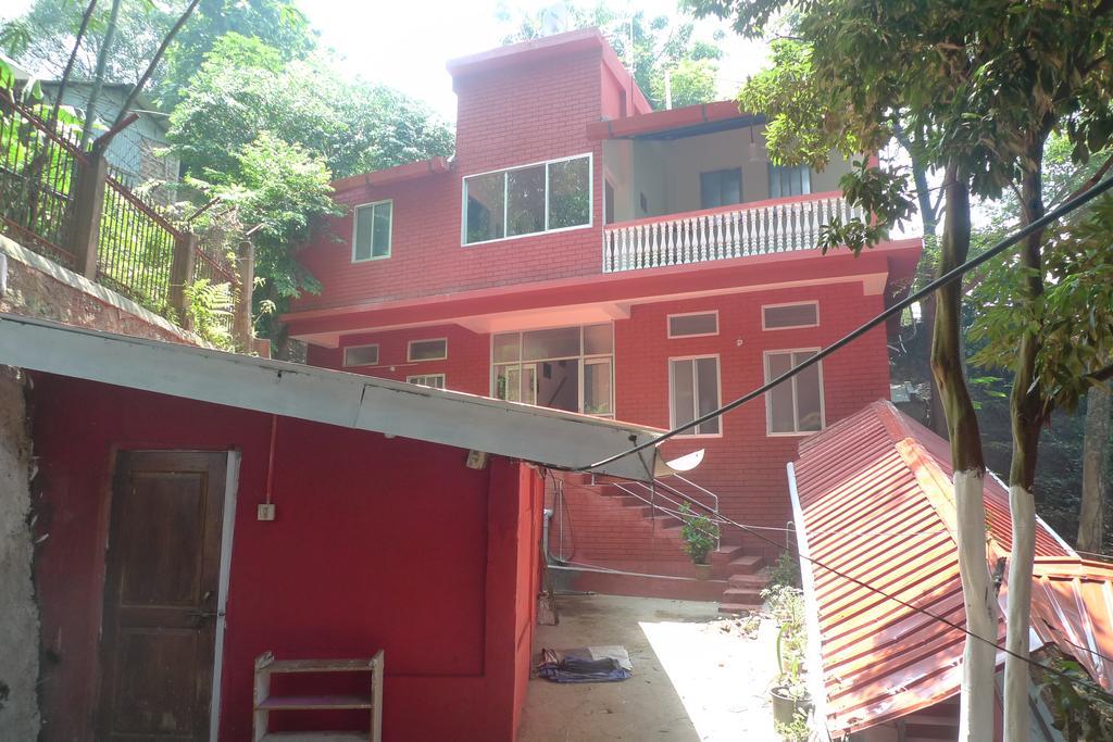 Hilltop Lodge غاواهاتي المظهر الخارجي الصورة